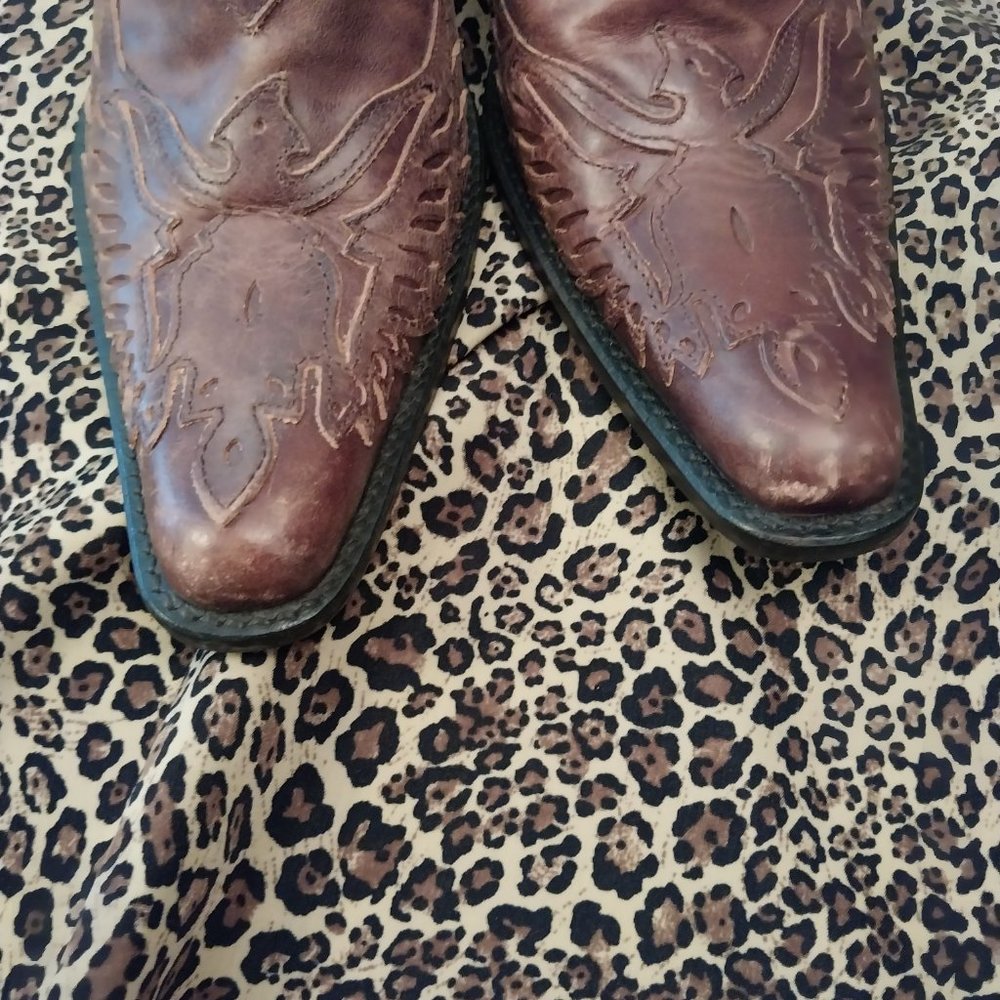 2561 Size 7.5 Mia Leather Booties Made in Brazil - Picture 3 of 8